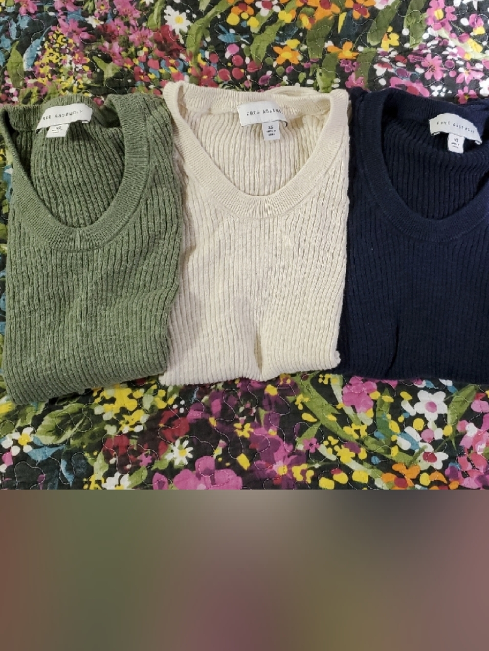 3 ribbed cotton short sleeve sweater tops!!! olive, cream, navy